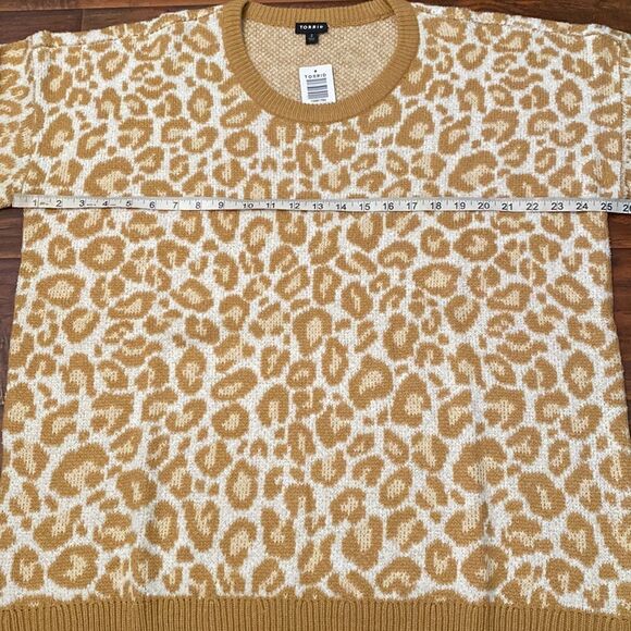 Torrid Leopard Design Pullover Sweater Animal Print Contemporary Feminine - Picture 5 of 9